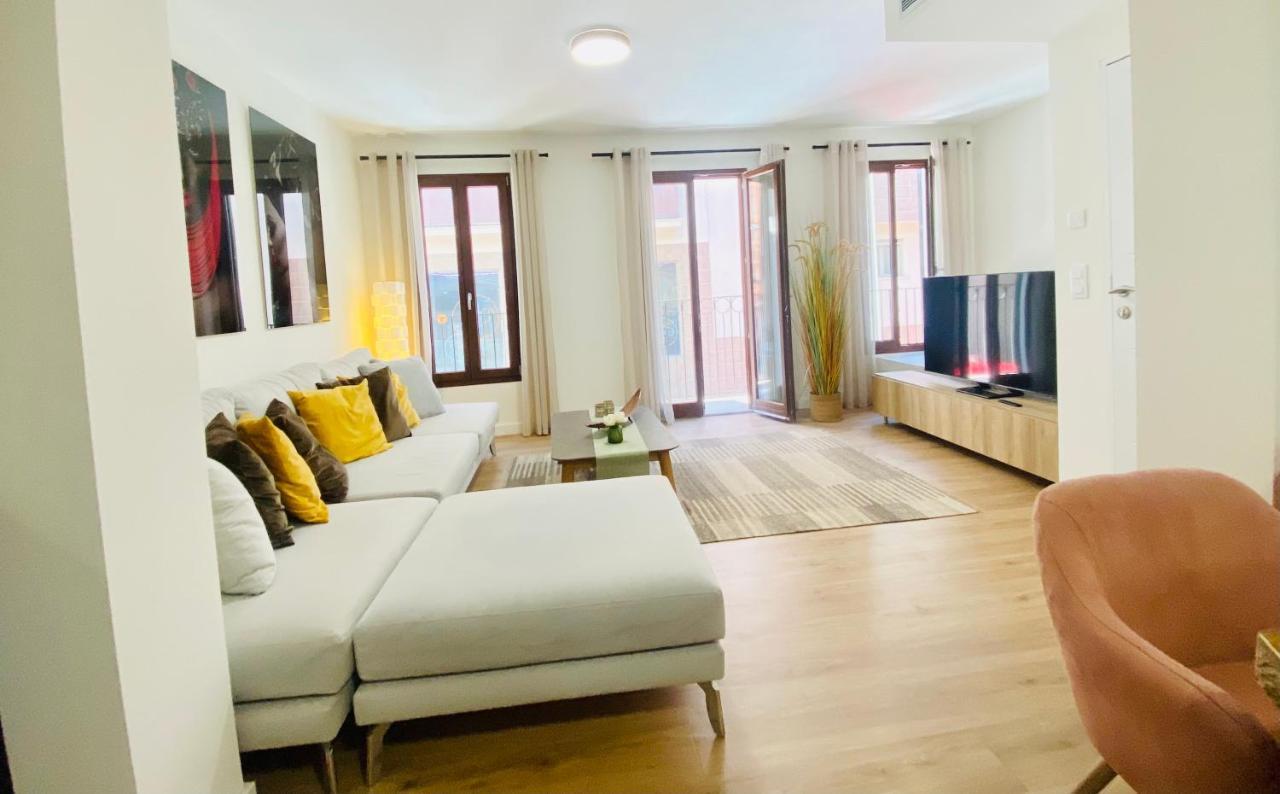 Hotel Apartment With 2-En Suite Bedrooms Palma de Mallorca Buitenkant foto